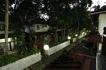 Puri Puri Kecil Seminyak (Bali)