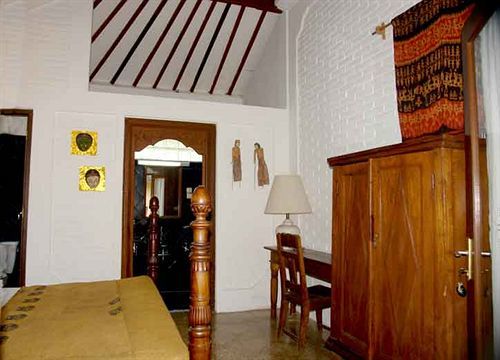 Puri Puri Kecil Hotel Seminyak (Bali)