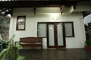 Puri Puri Kecil Seminyak (Bali)